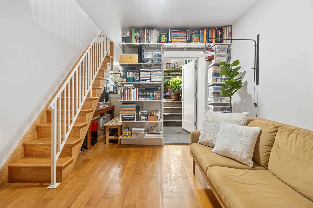 Homes for Sale in Manhattan and Brooklyn