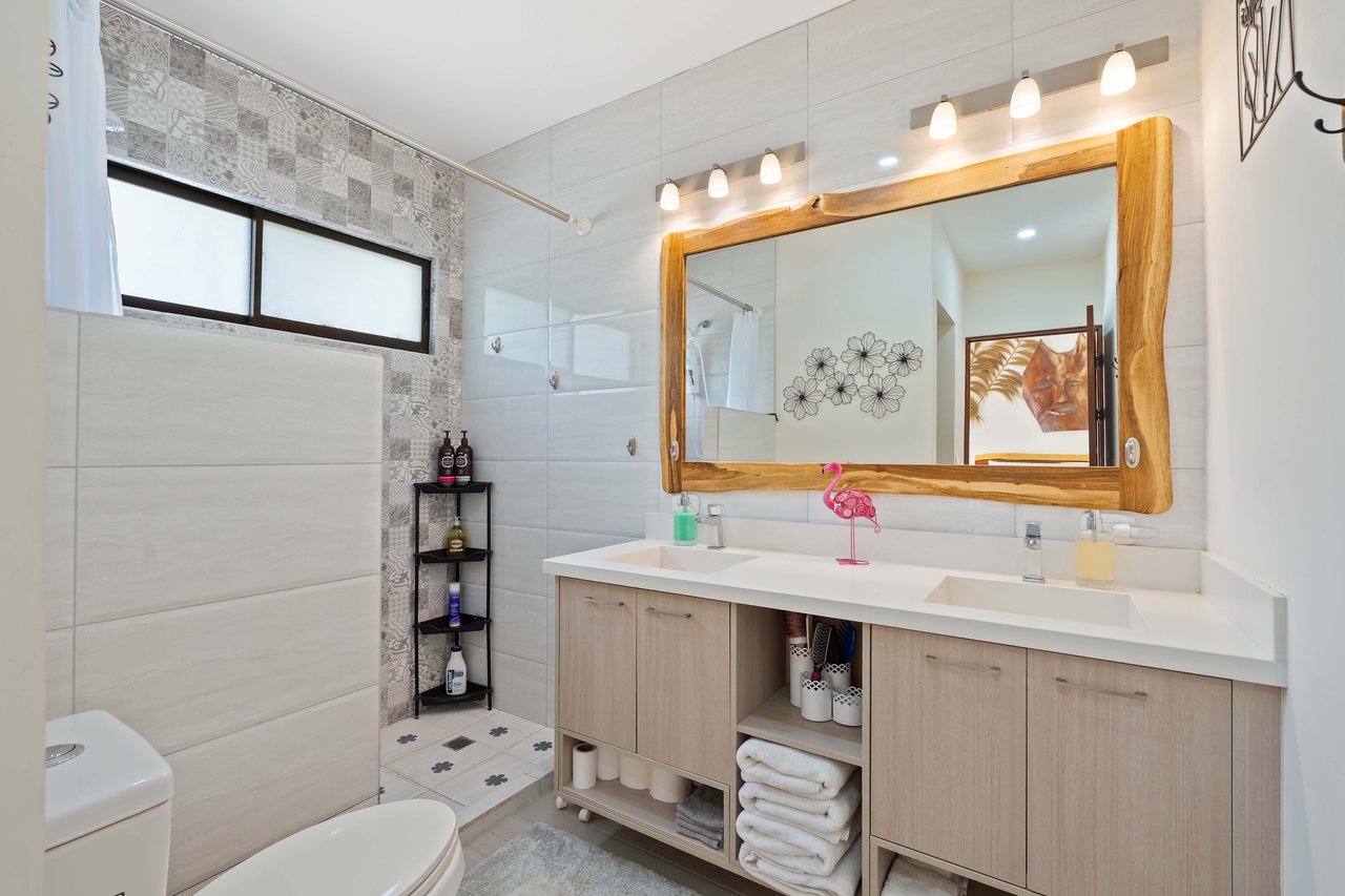Casa Gigi | Beautiful 2BR + Flex Room Condo, Steps from Beach & Nature
