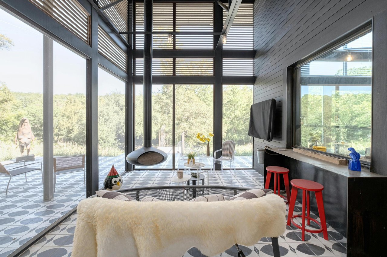 2212 River Hills Road