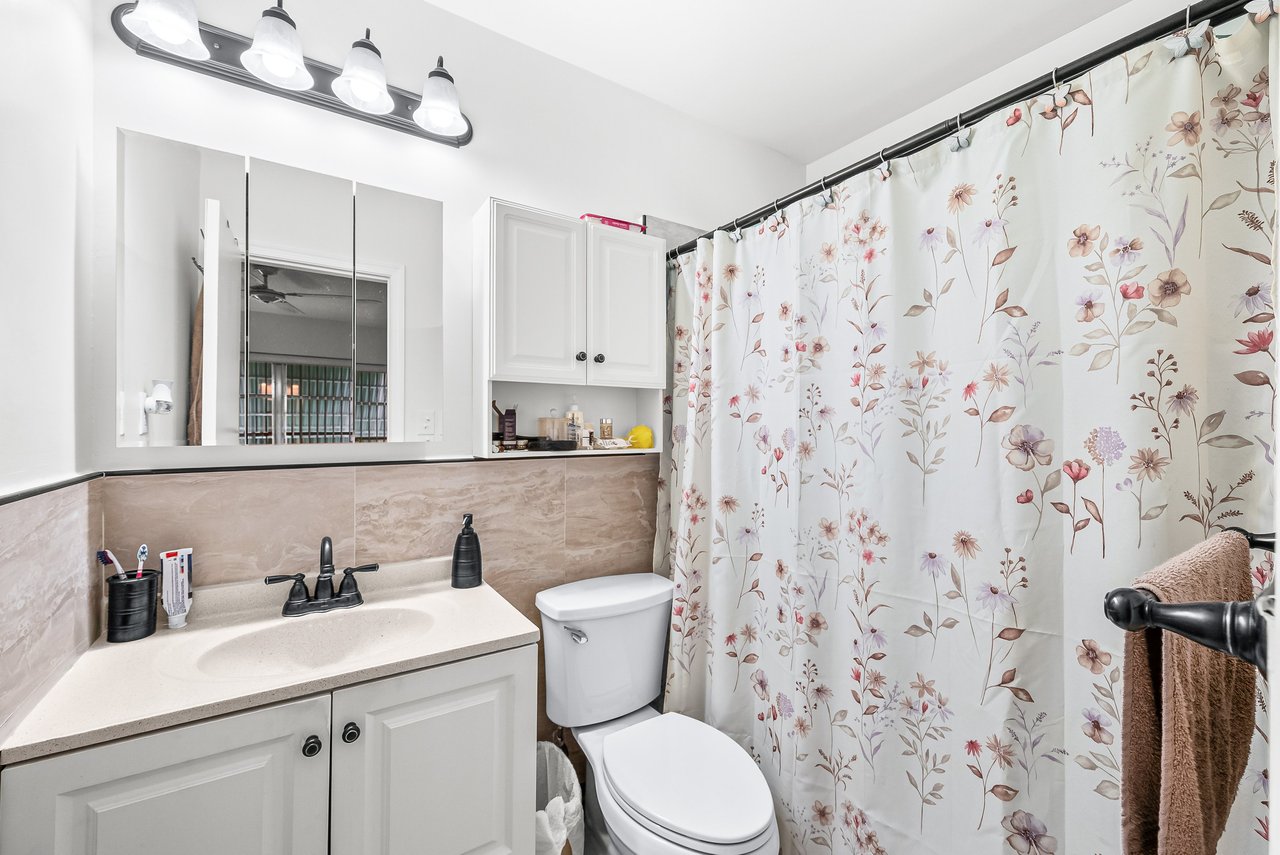 MAINLANDS OF TAMARAC LAKES