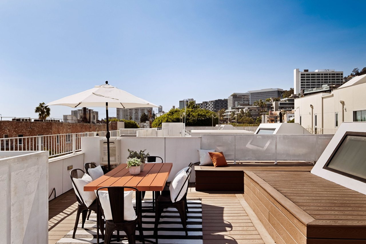 1253 N Sweetzer Ave #5, West Hollywood