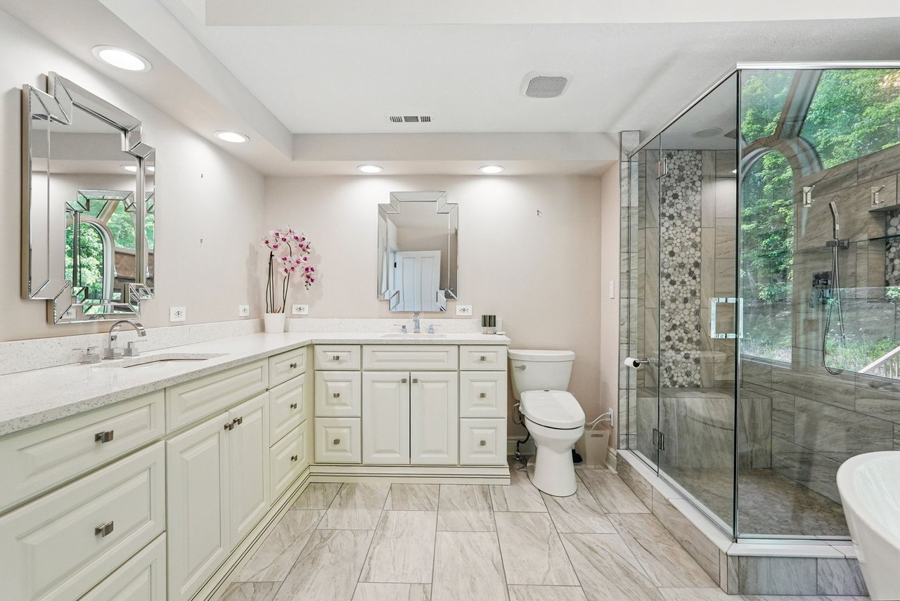 559 Normandy Ct