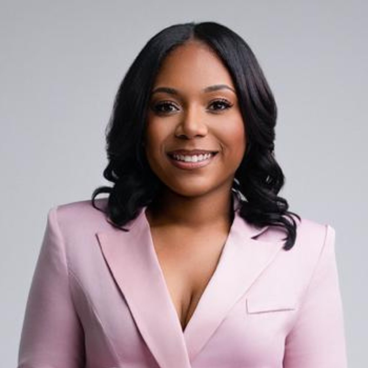 Tierra  Bates