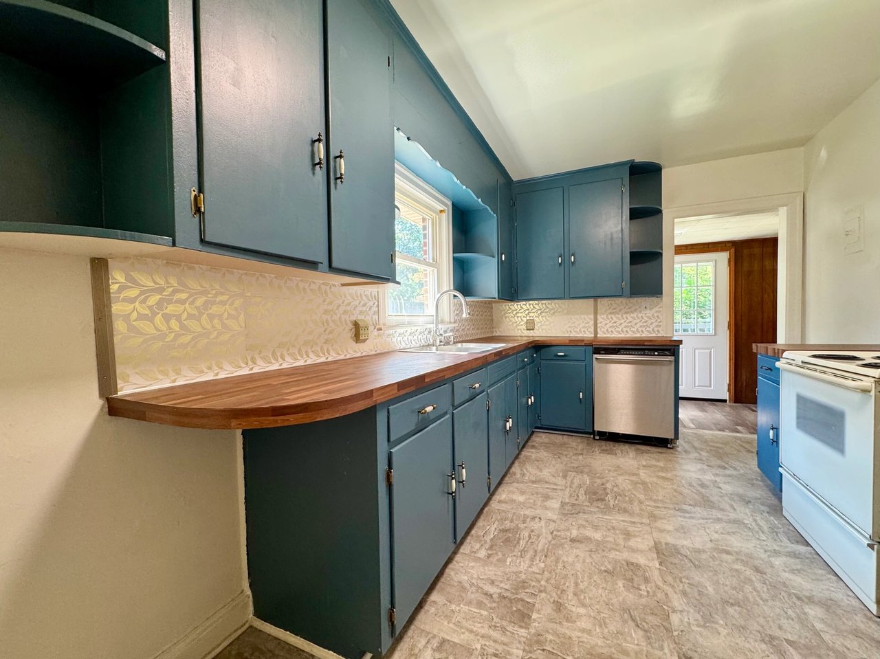 Under Contract: A Heartfelt Home on Whitehall Road – Ready for Its Next Chapter