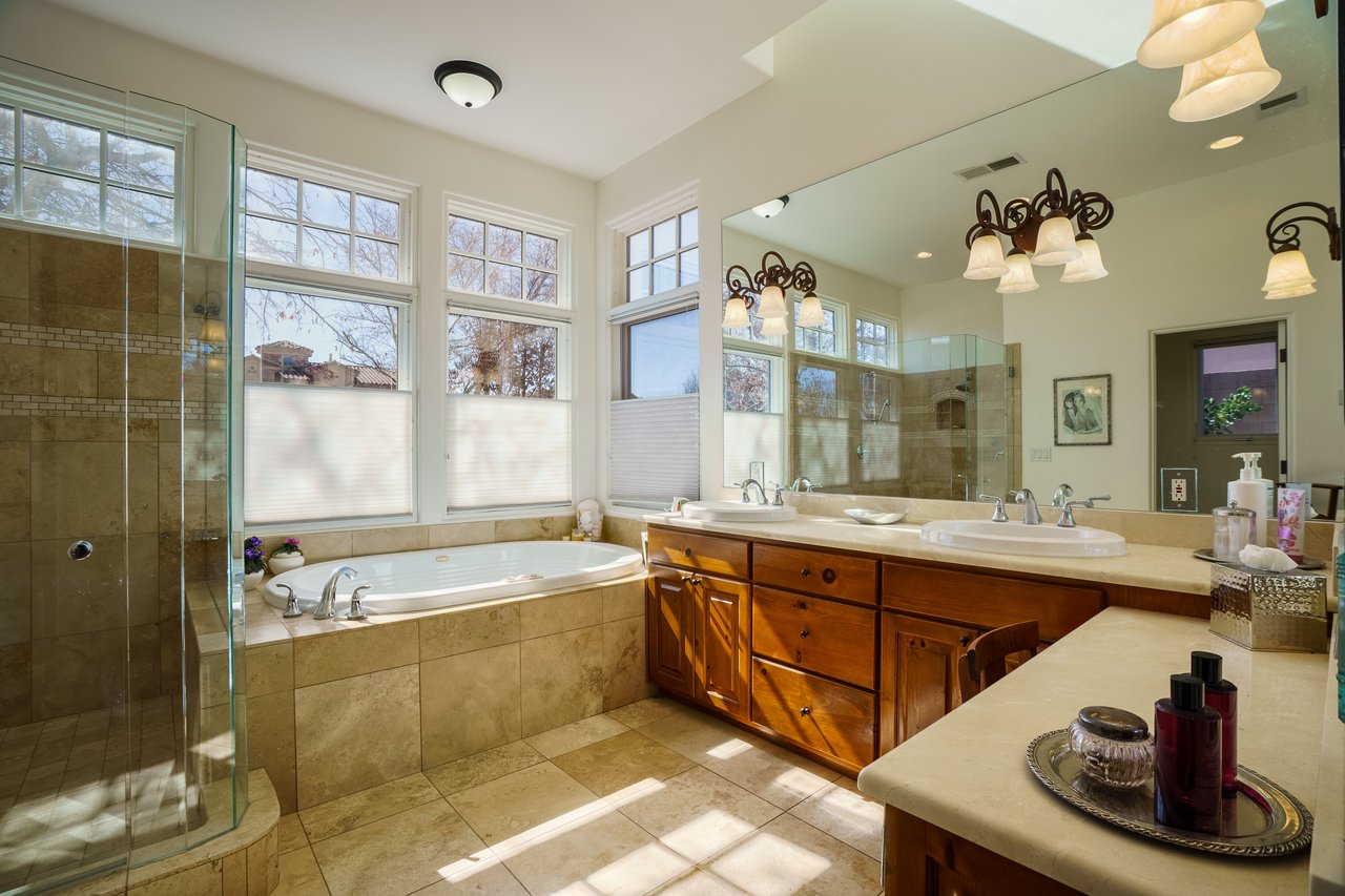 12053 Irish Mist Rd NE