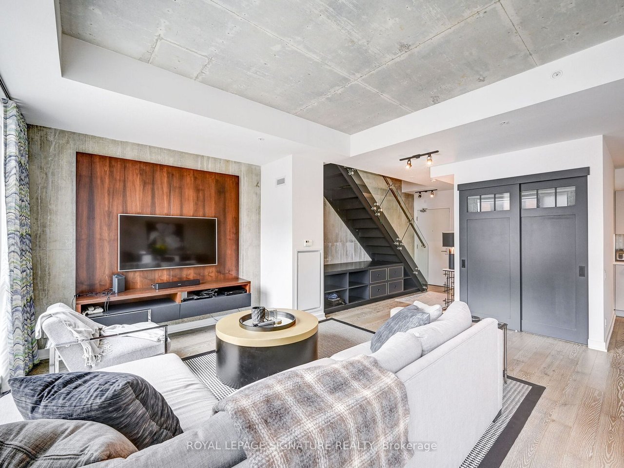 PRIME DOWNTOWN PENTHOUSE