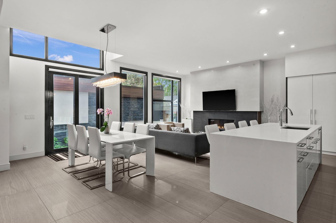 408 13 Street NW Unit: 3