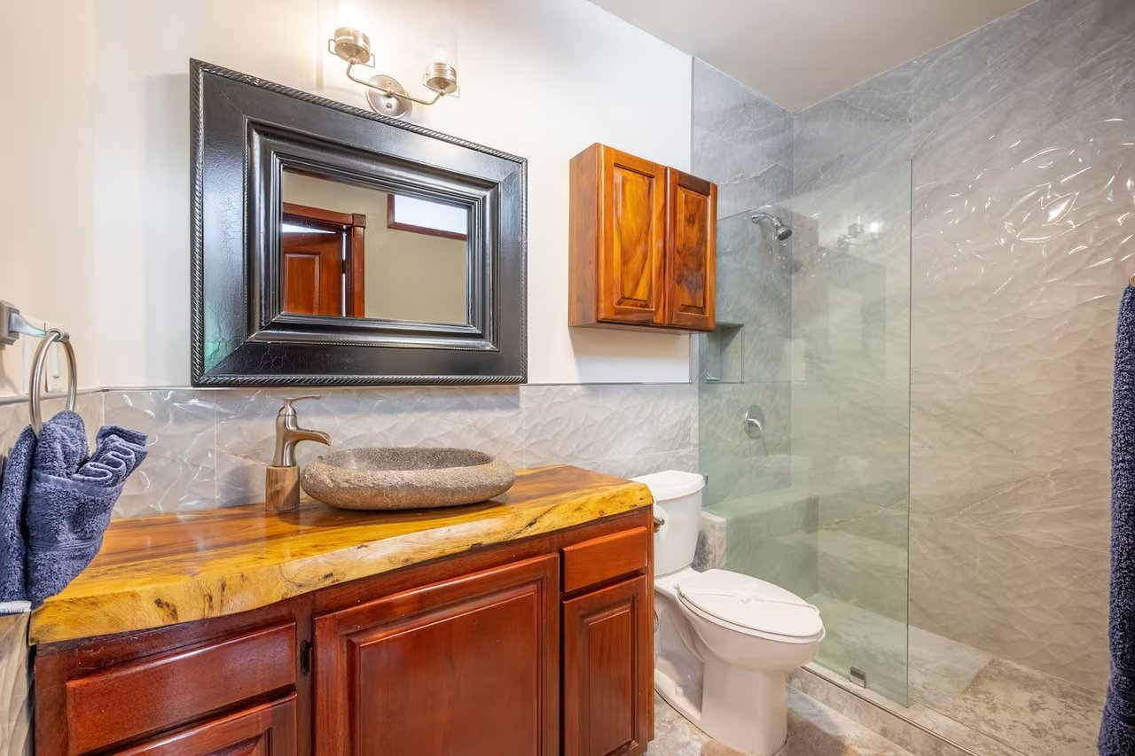 Pacific Beach Condo #7 - Beachfront Playa Potrero