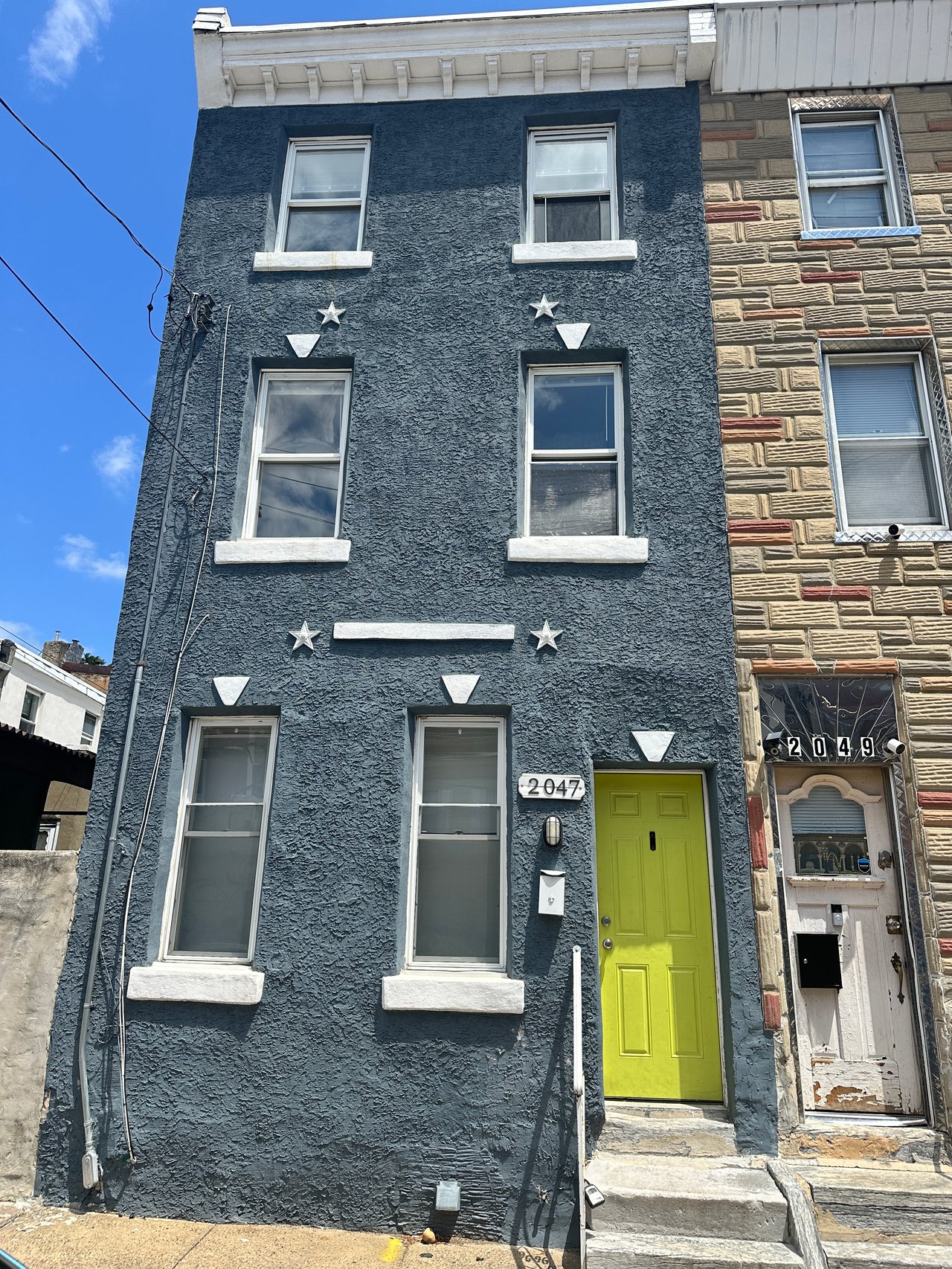 2047 E Sergeant Street