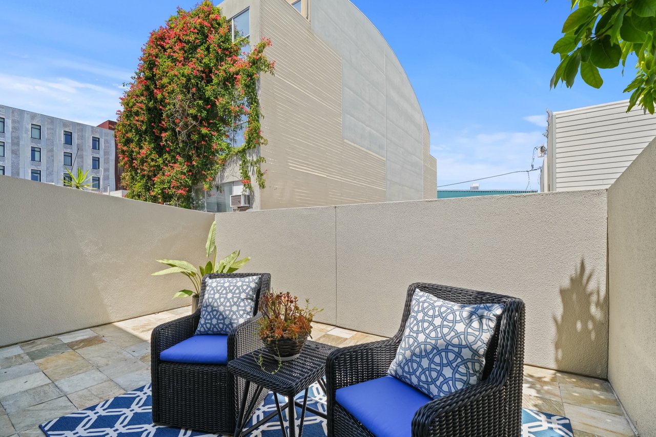 39 Boardman Pl #105