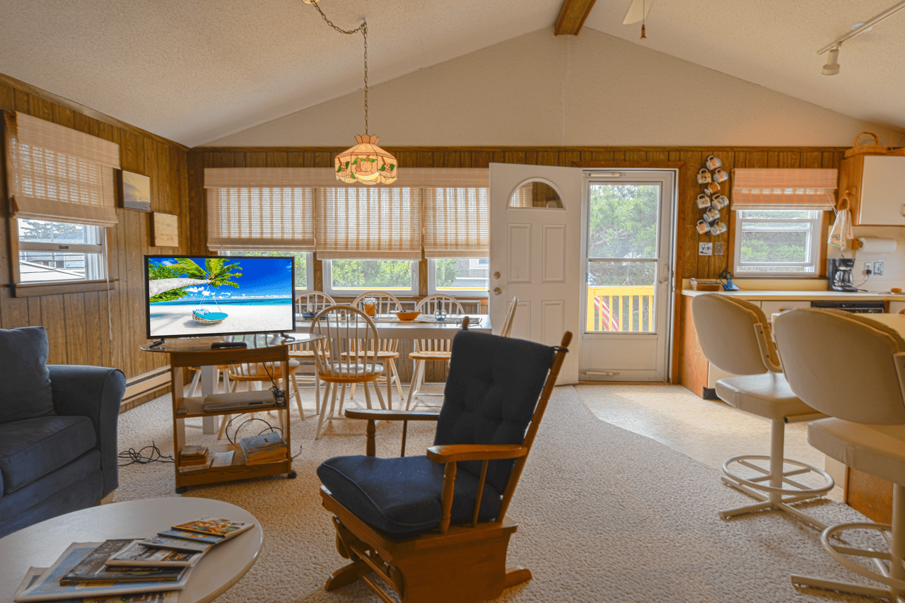 1010 S Beach Avenue, Beach Haven