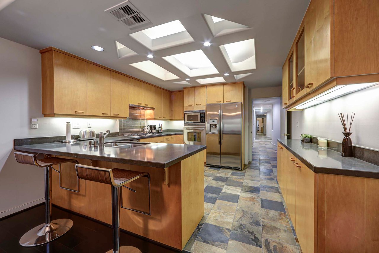 12841 Bloomfield Street 103