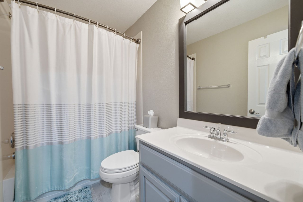 Elegantly Updated Lakeway Retreat w/ New Roof