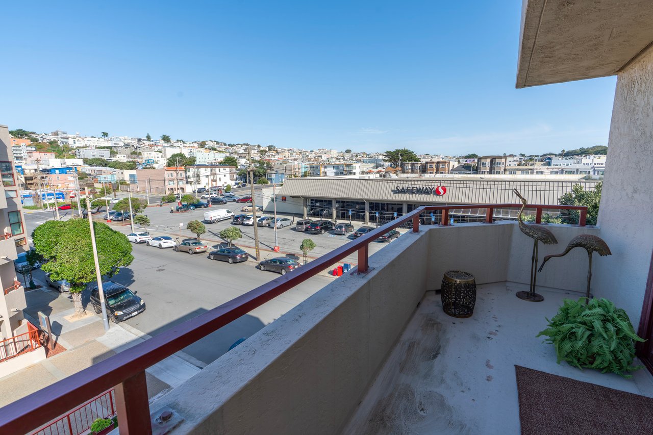 855 La Playa Street, #457