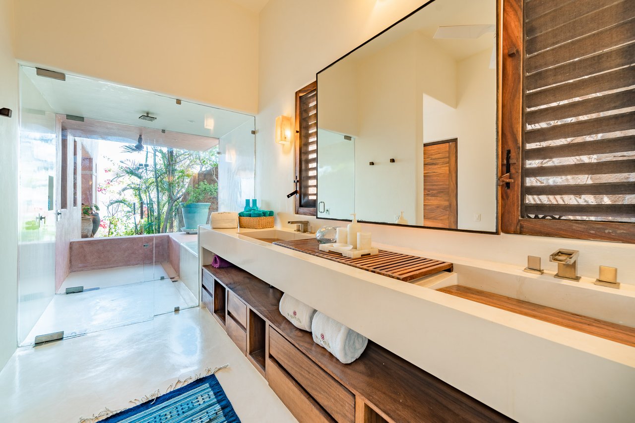 3 bedroom, Single Family Home, Bugamvilla, Montecito Beach Village