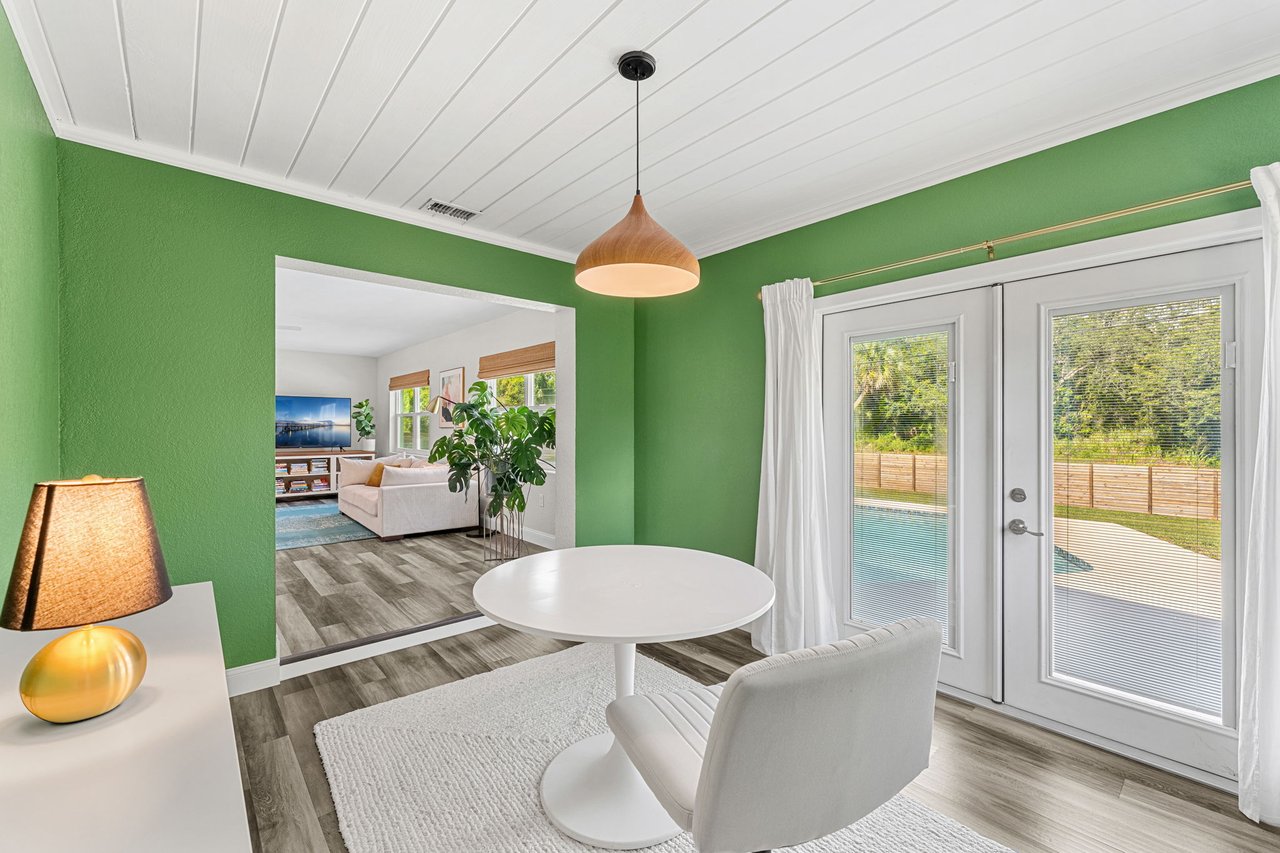 328 Magnolia Avenue