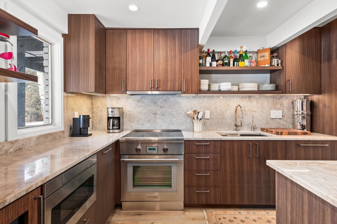 Wonderful 3 Bedroom Condo at Chateau Blanc 