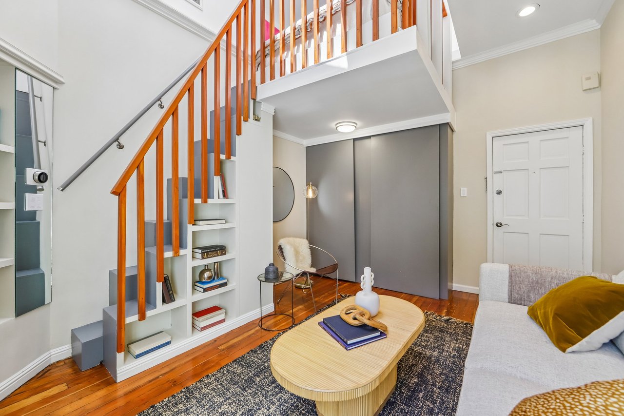3855-A 18th Street