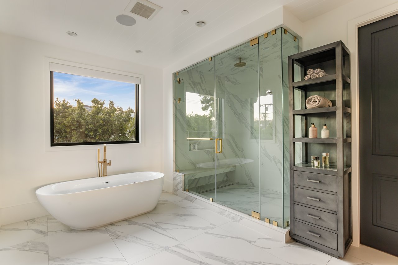 4533 Gentry Ave, Studio City