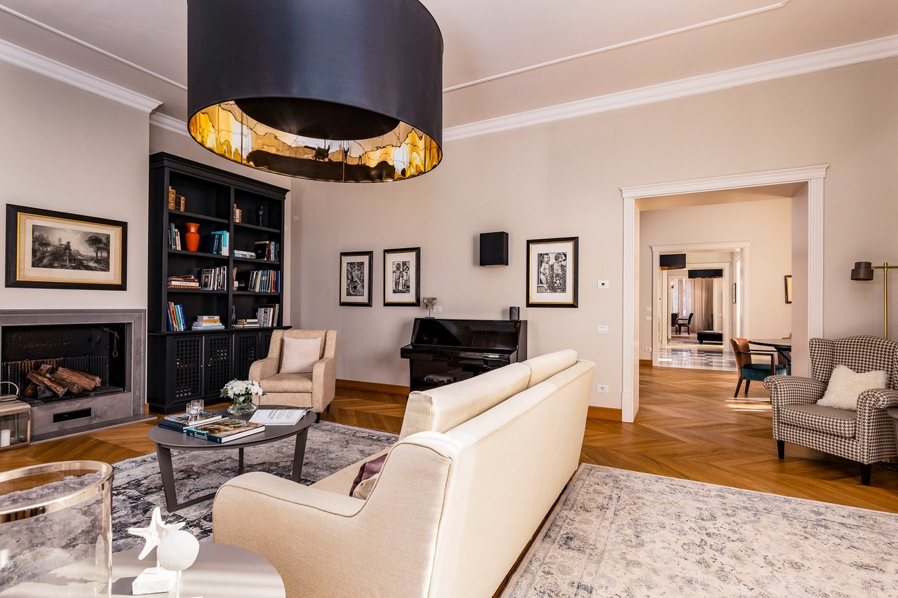 Breathtaking Villa with Contemporary Style on the Southern Coast of Tuscany