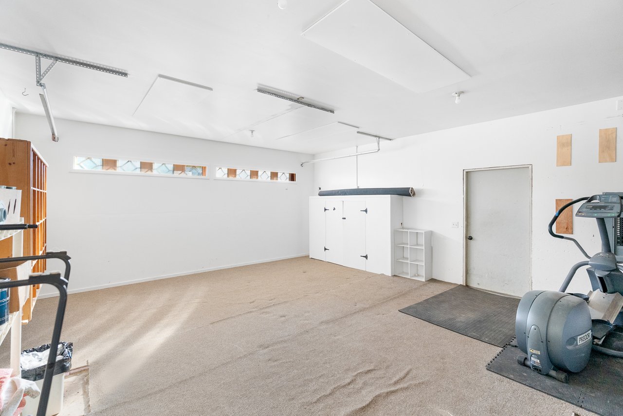  Dreamy Rambler on Over Half an Acre
