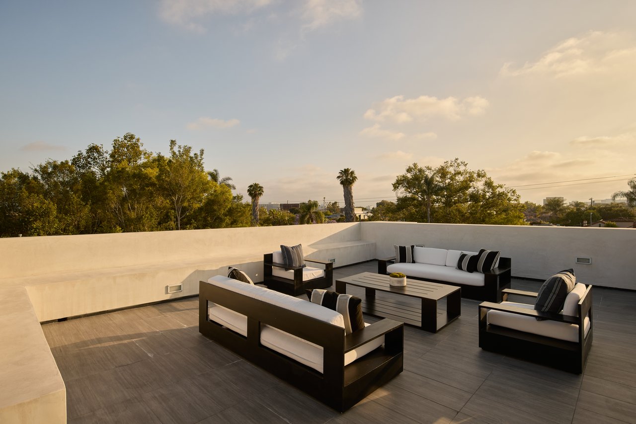 105 S Laurel Ave