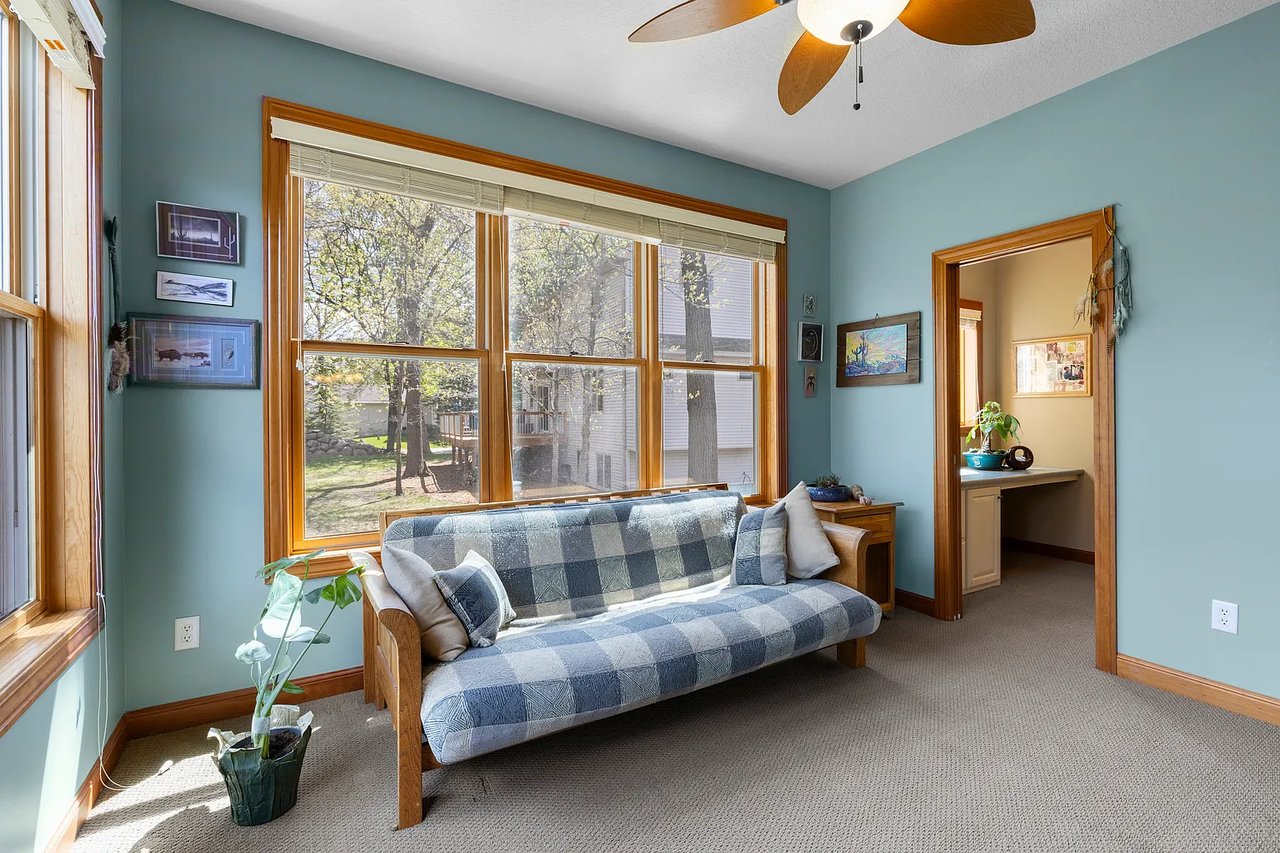 Hanson-Built Model Home on Quiet Cul-De-Sac
