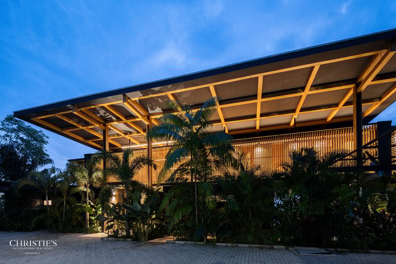 Magna Pacific - Luxury Estate Compound comprised of two Immaculate Villas
