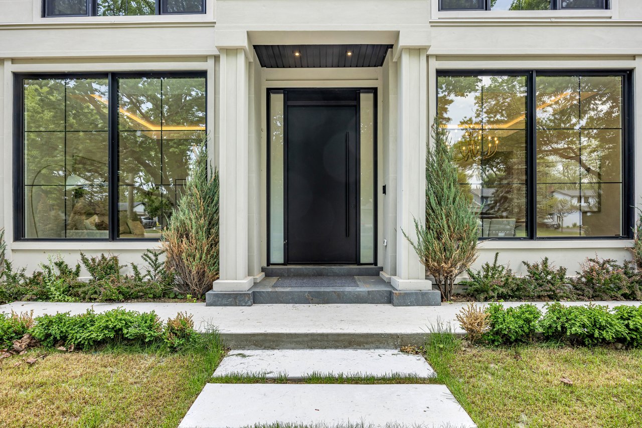 152 Third Line, Oakville