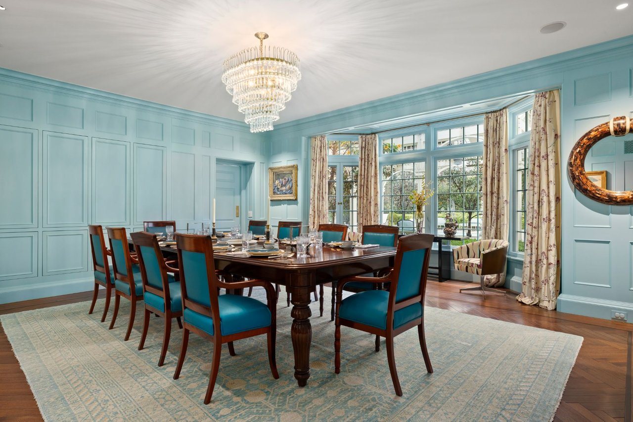 10301 Strathmore Dr, Holmby Hills