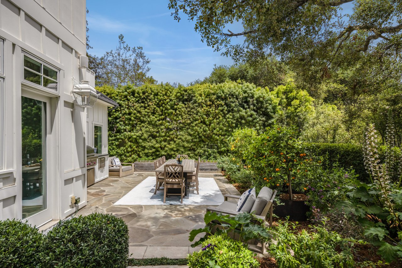 Sophisticated Coastal Design by Gray Malin