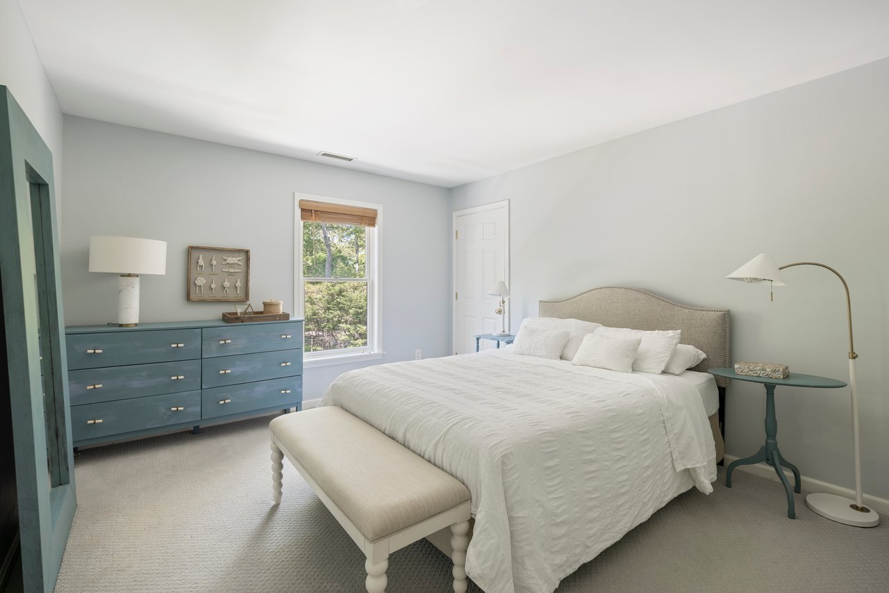 344 Accabonac Road, East Hampton