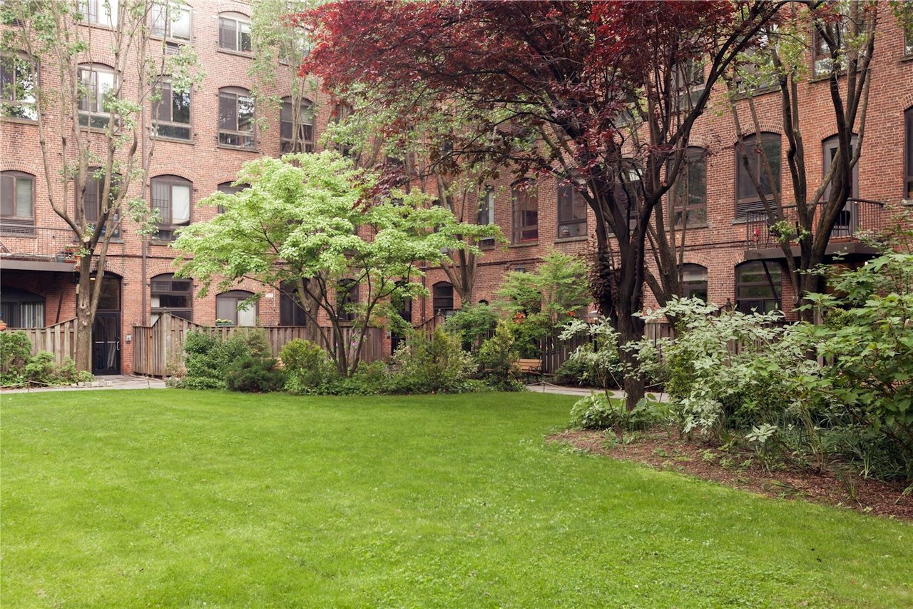 420 12th St, #P2L