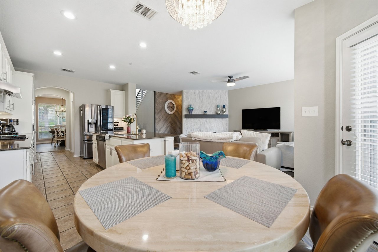 Elegantly Updated Lakeway Retreat w/ New Roof