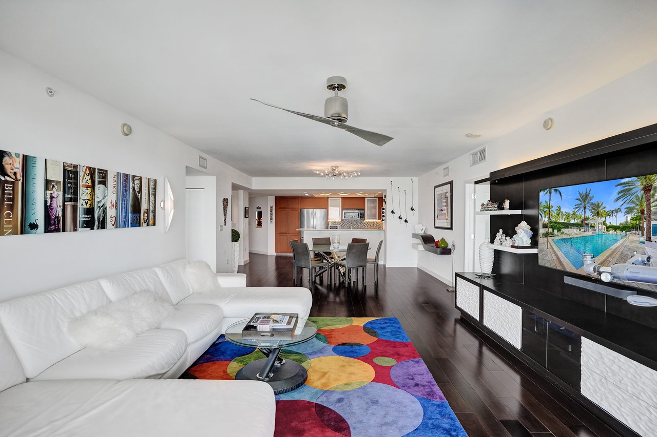 2831 North Ocean Boulevard, Unit 1108N