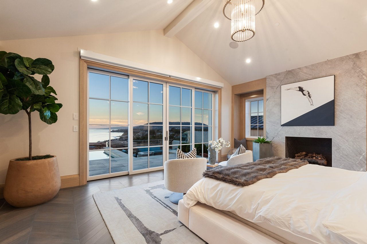 17 Coral Cove Way