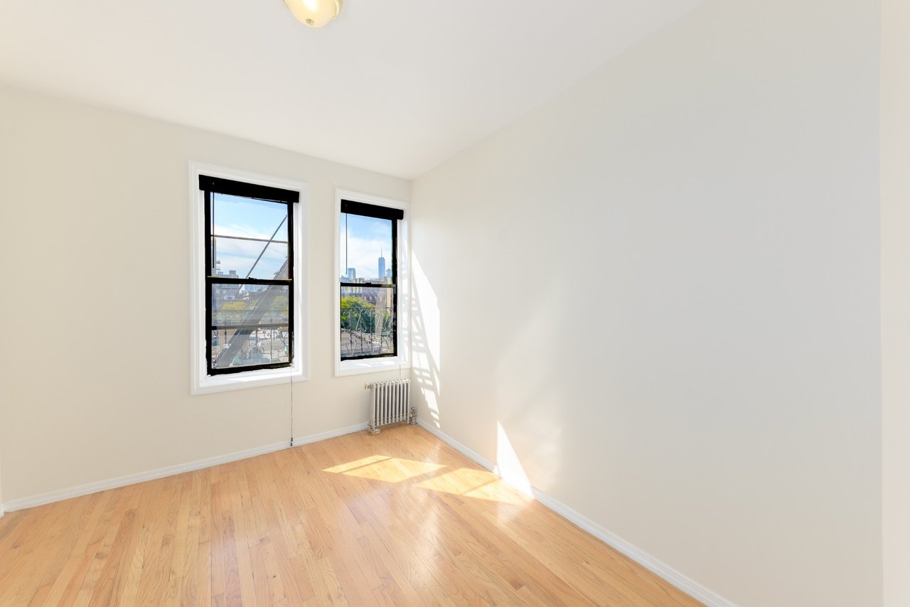 345 East 12th Street Unit: 26