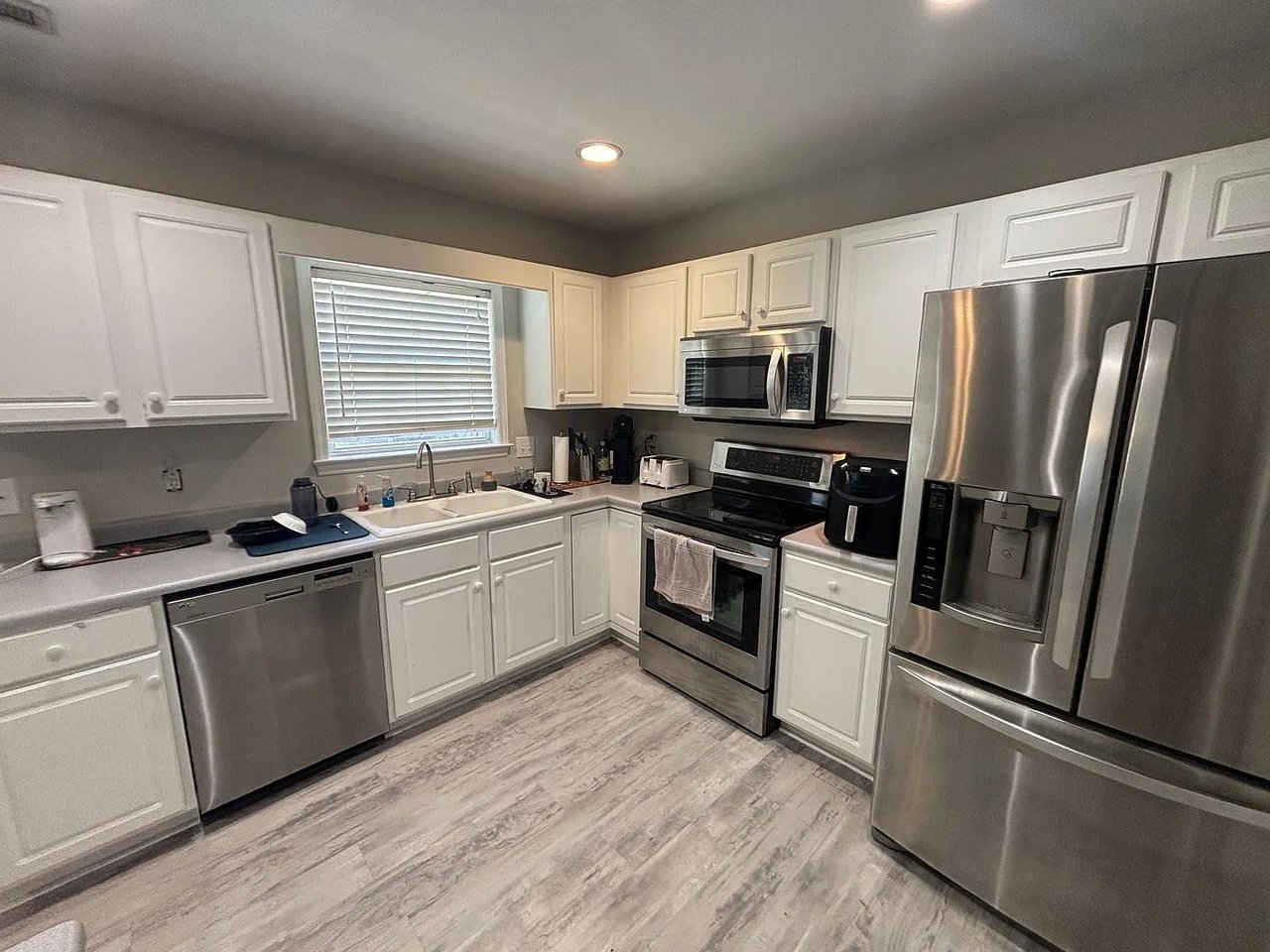 1203 Maple Ridge Rd