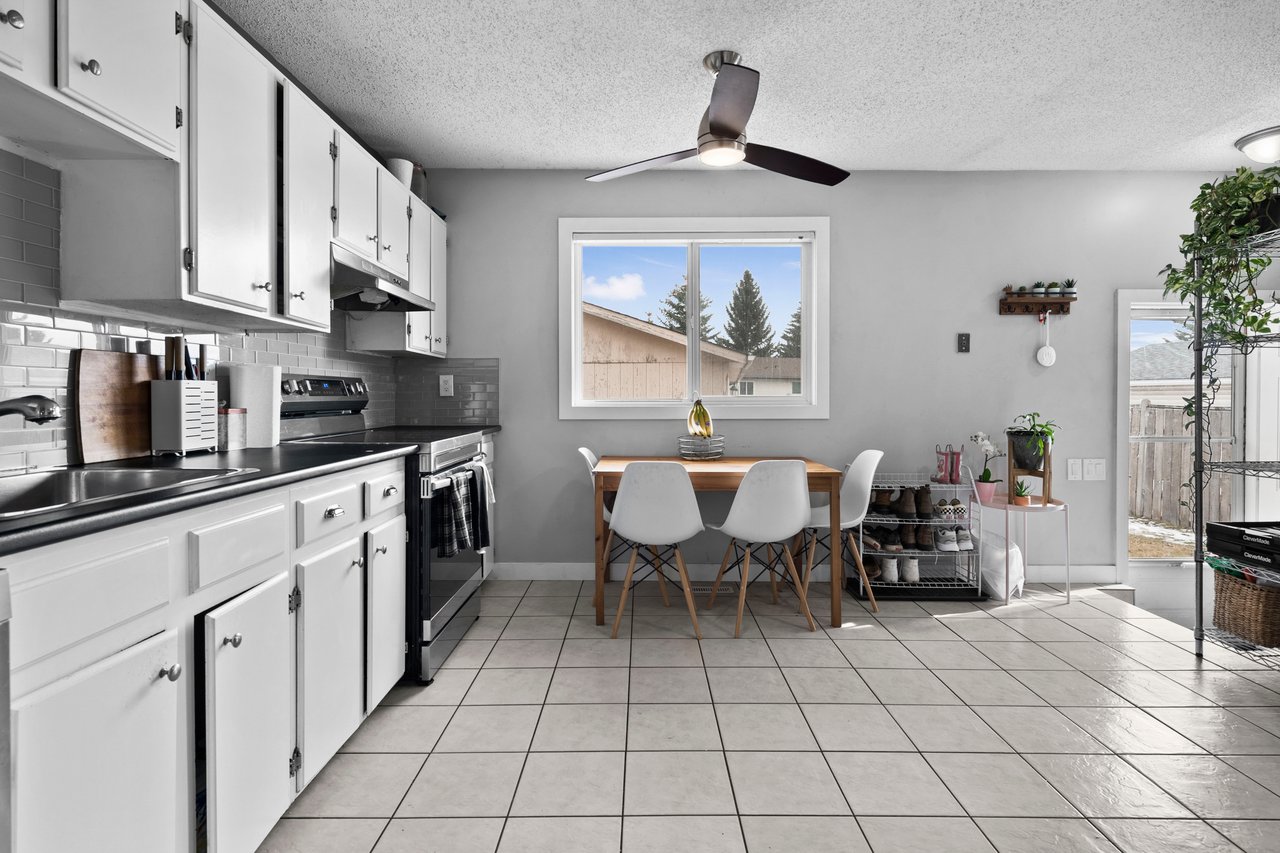 370 Maitland Hill NE