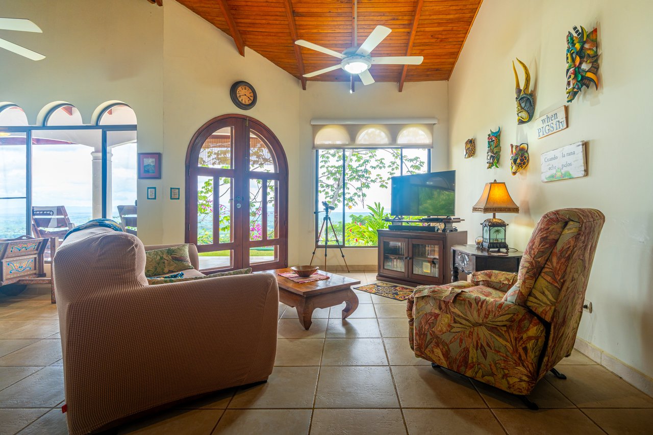 Front Ridge Ocean View Casa Mono Titi – Tres Rios, Costa Rica