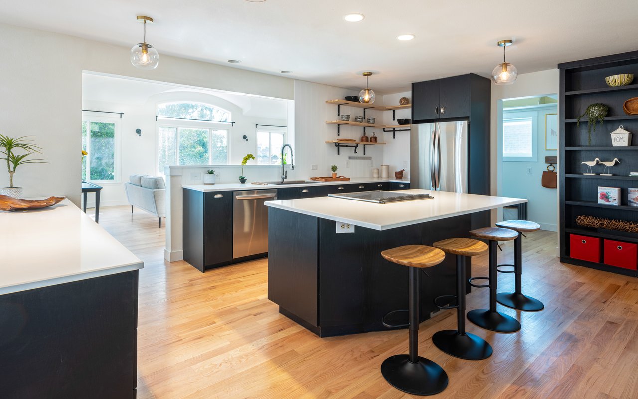 10394 Macedonia Street