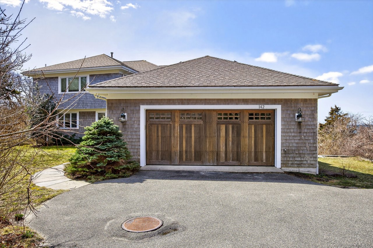 Beachfront Offering in West Hyannisport