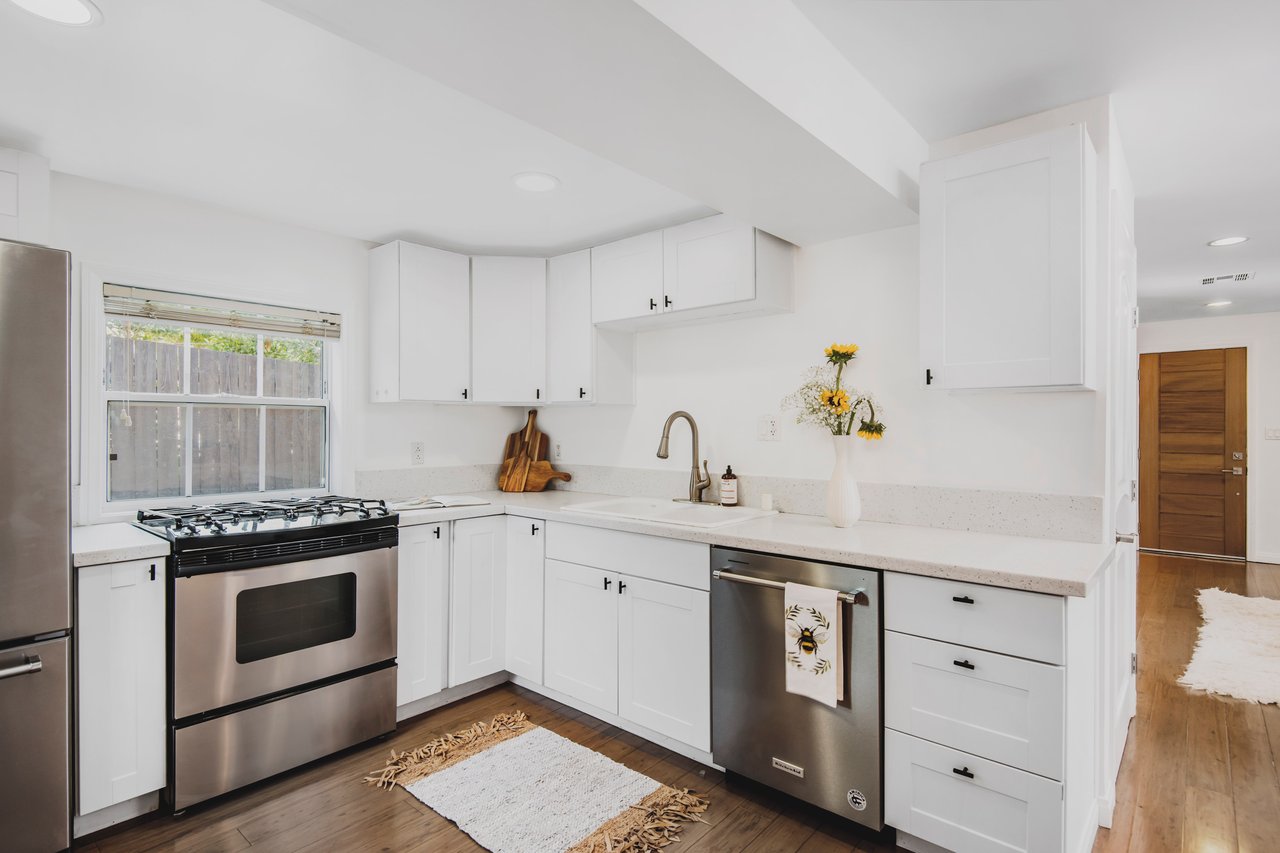 904 Farnam St, Highland Park