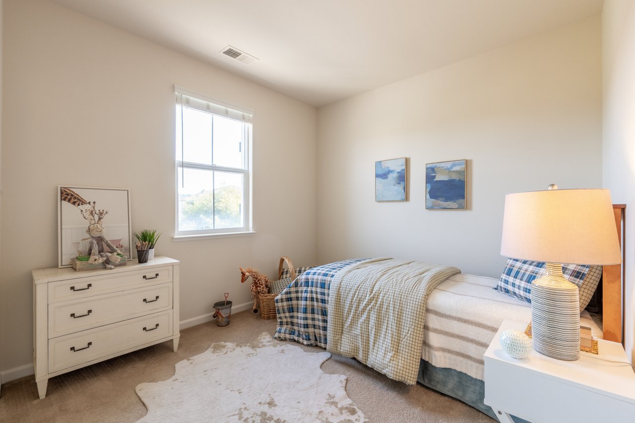 4750 Sea Crest Drive