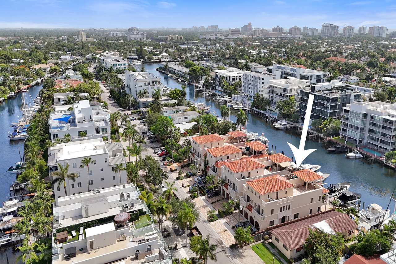 210 HENDRICKS ISLE, FORT LAUDERDALE FL 33301  