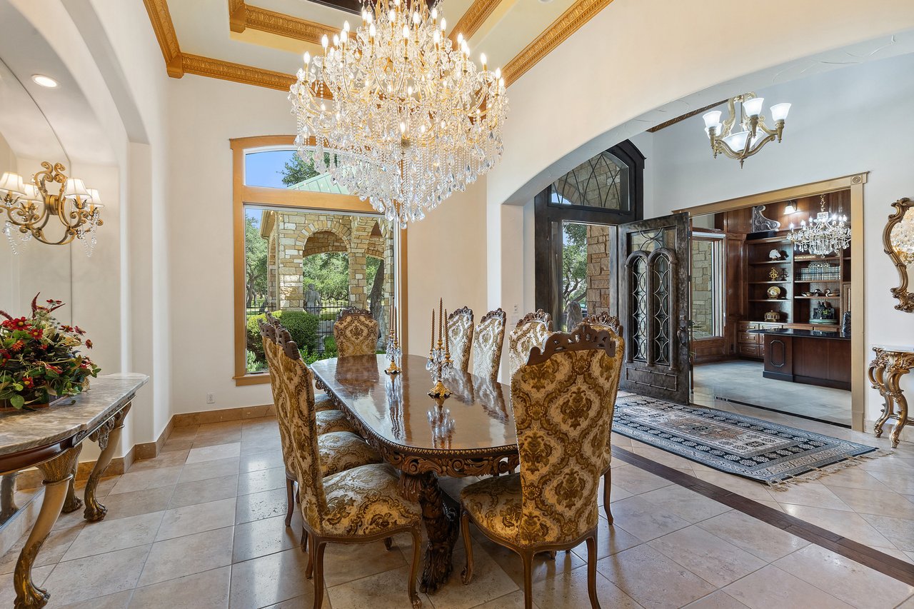 A Rare West Austin Estate on 32 Unrestricted Acres