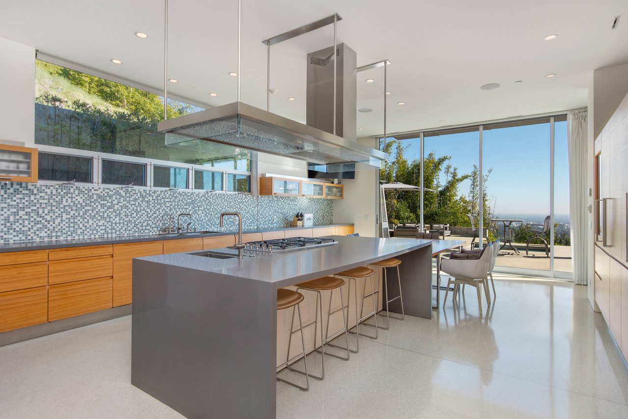 1290 Angelo Dr, Beverly Hills