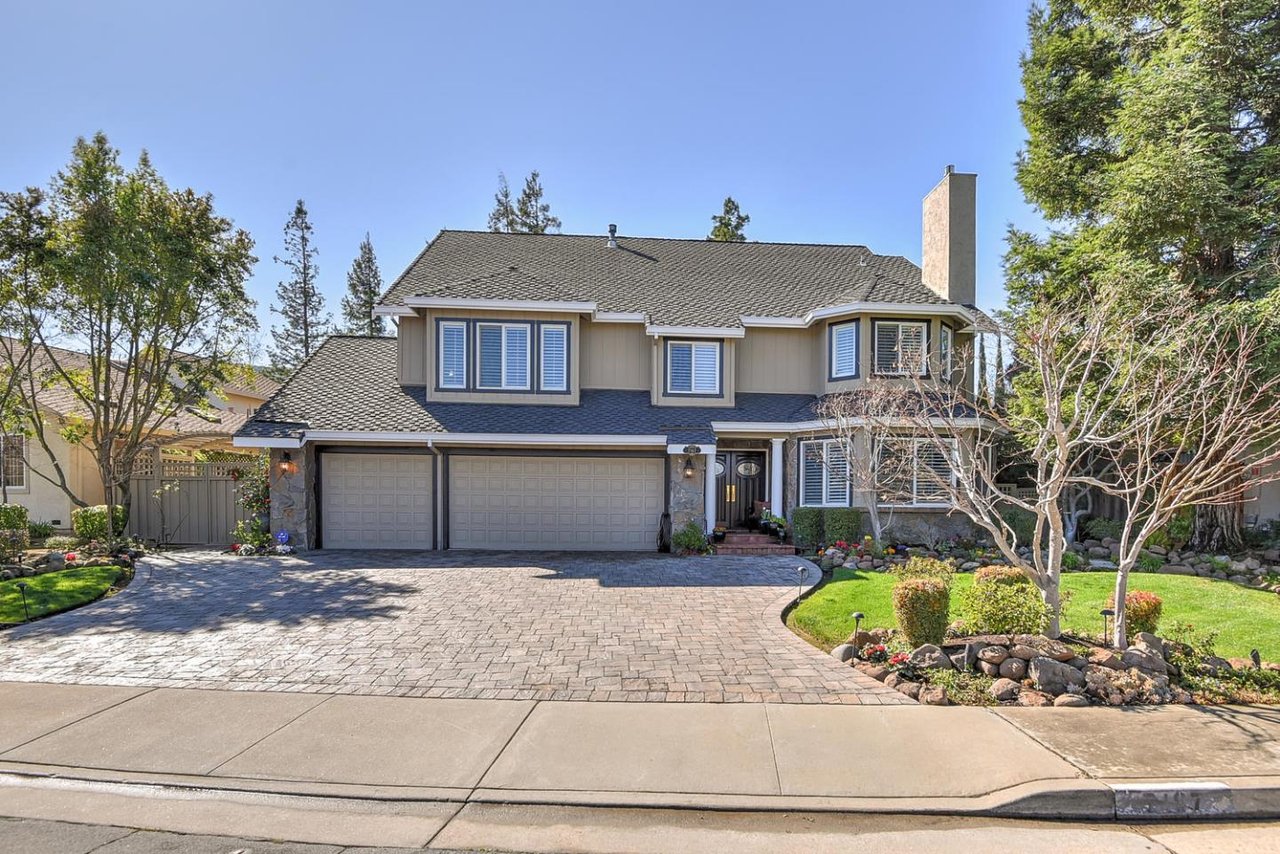 7167 Scarsdale Pl