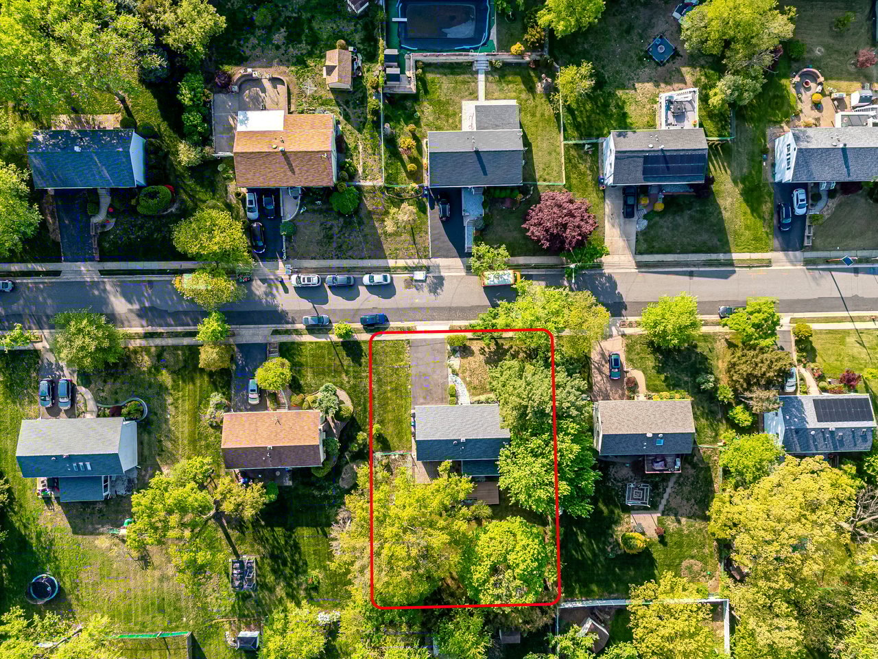 12 Sherry Rd