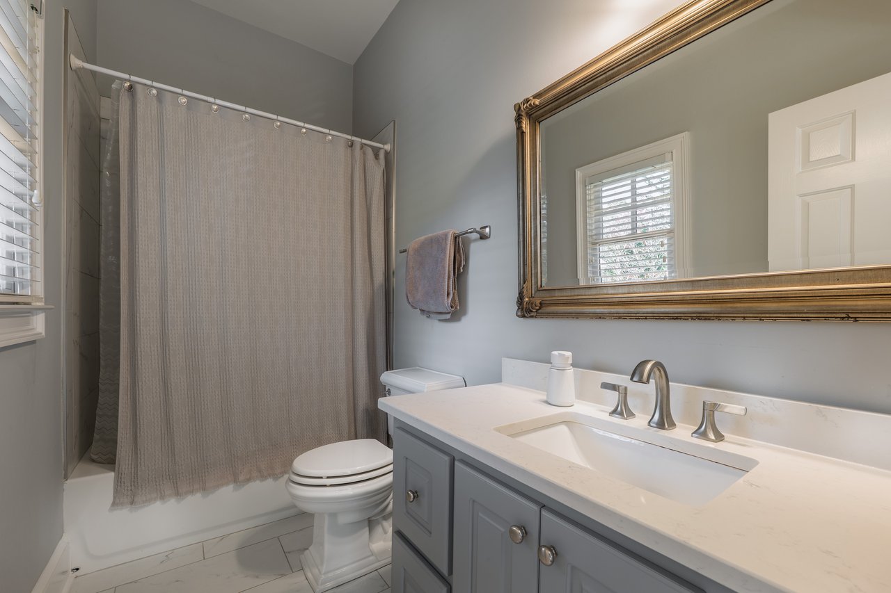 1425 Rolling Links Drive